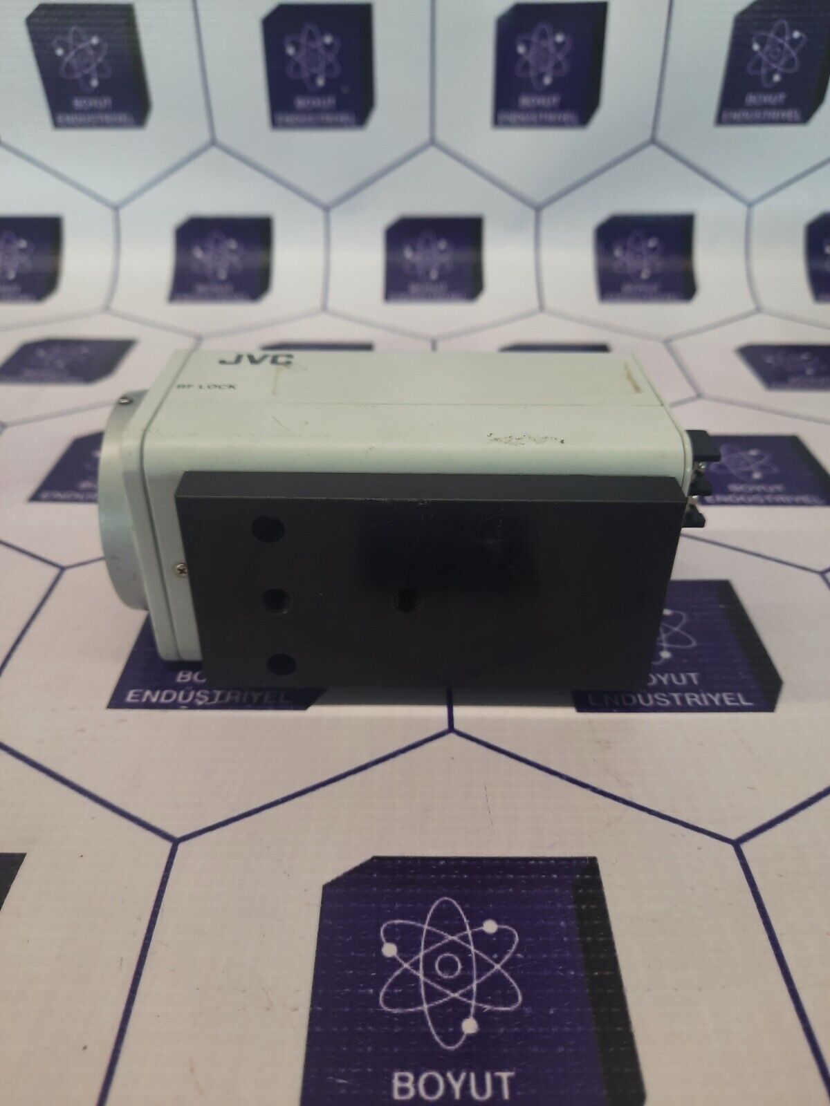 JVC TK-C9200U COLOR VIDEO CAMERA