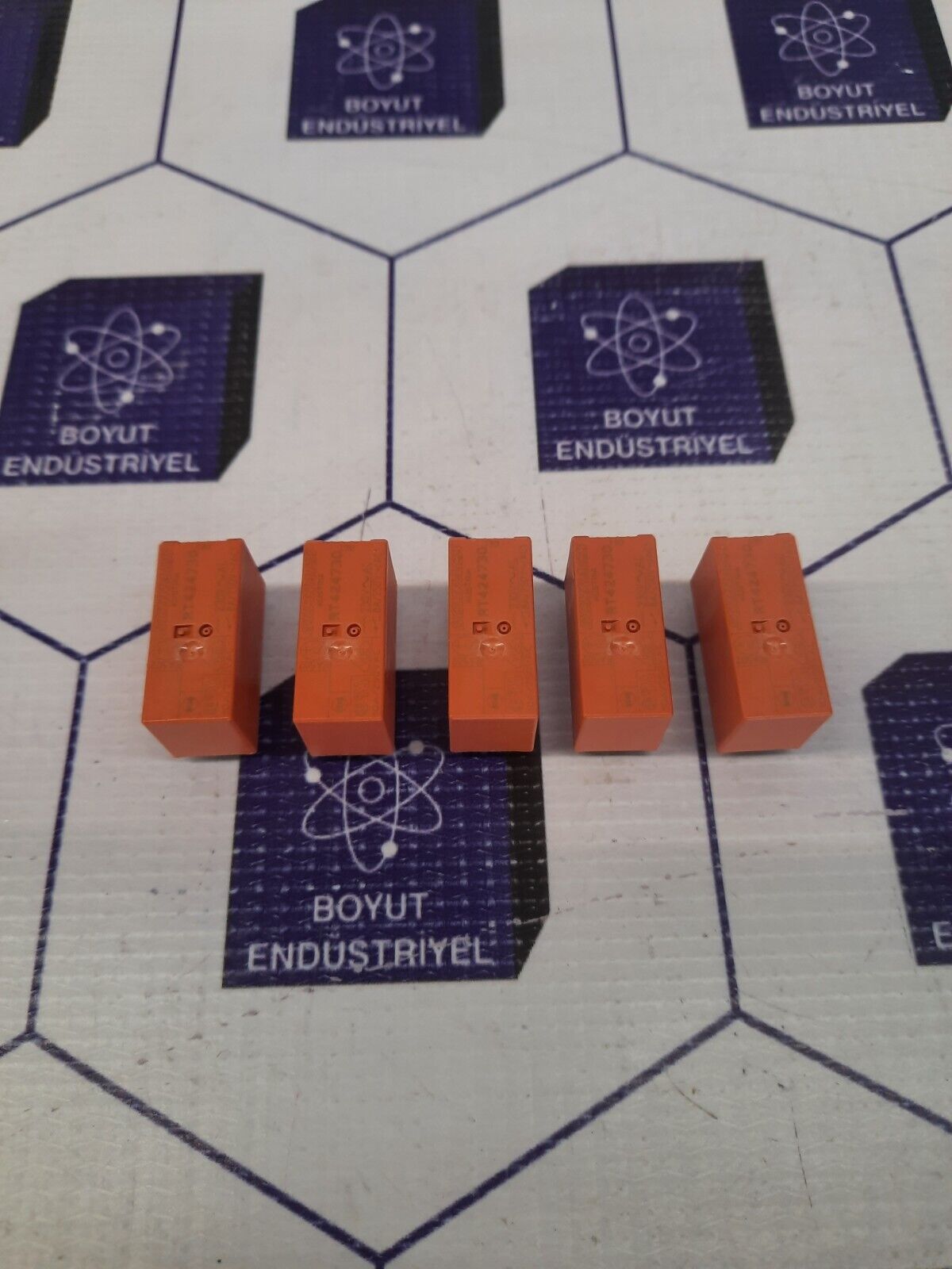 Schrack RT424730 Relais mit Socket “ Lot of 5 pcs “