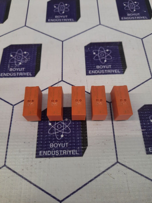 Schrack RT424730 Relais mit Socket “ Lot of 5 pcs “