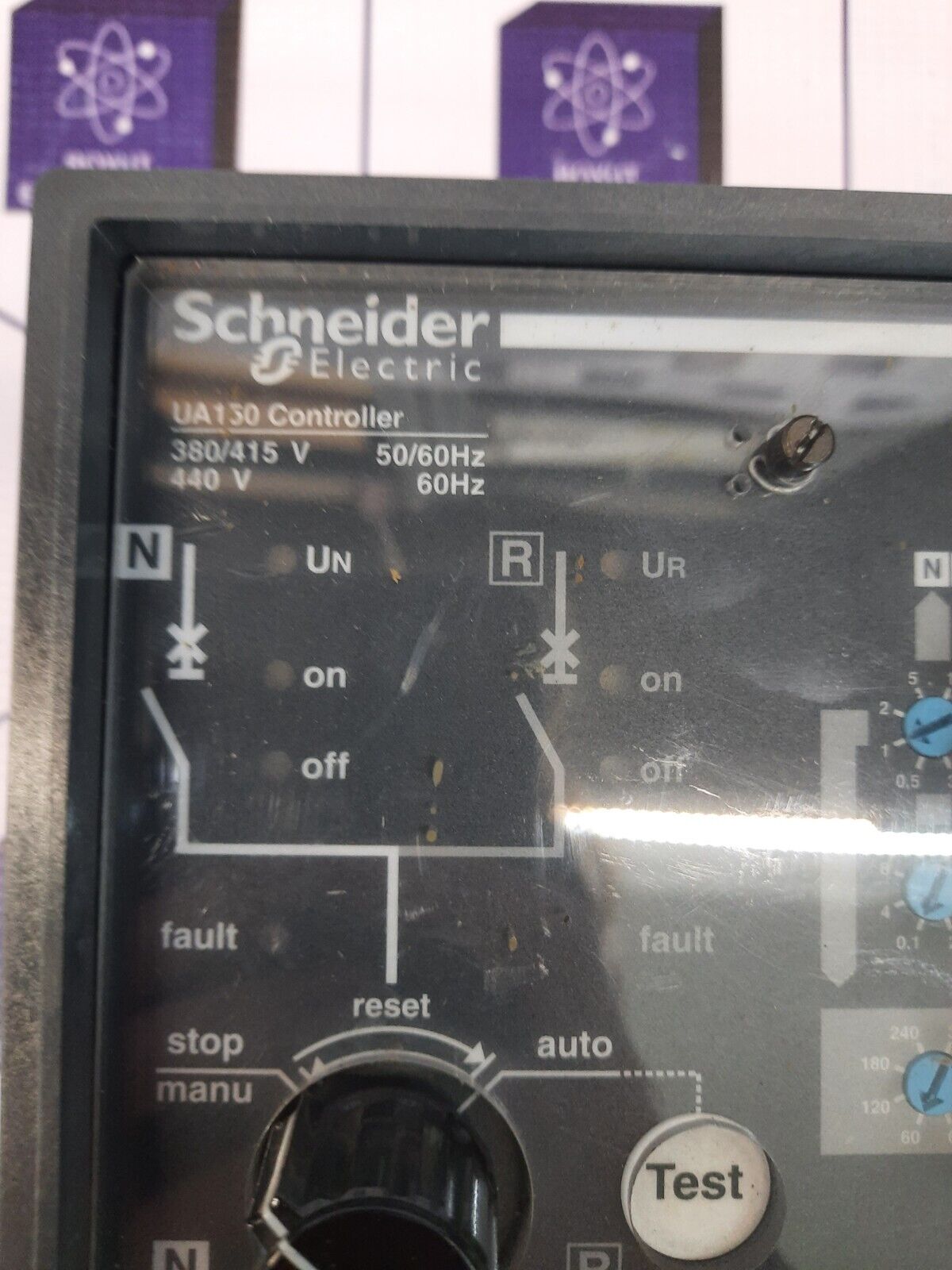 SCHNEIDER ELECTRIC UA 150 – 220240 V UA150 AUTOMATIC UA CONTROLLER