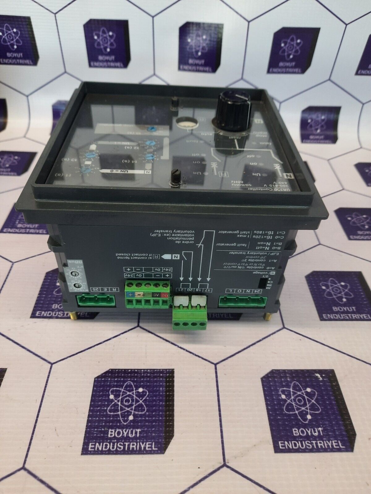 SCHNEIDER ELECTRIC UA 150 – 220240 V UA150 AUTOMATIC UA CONTROLLER