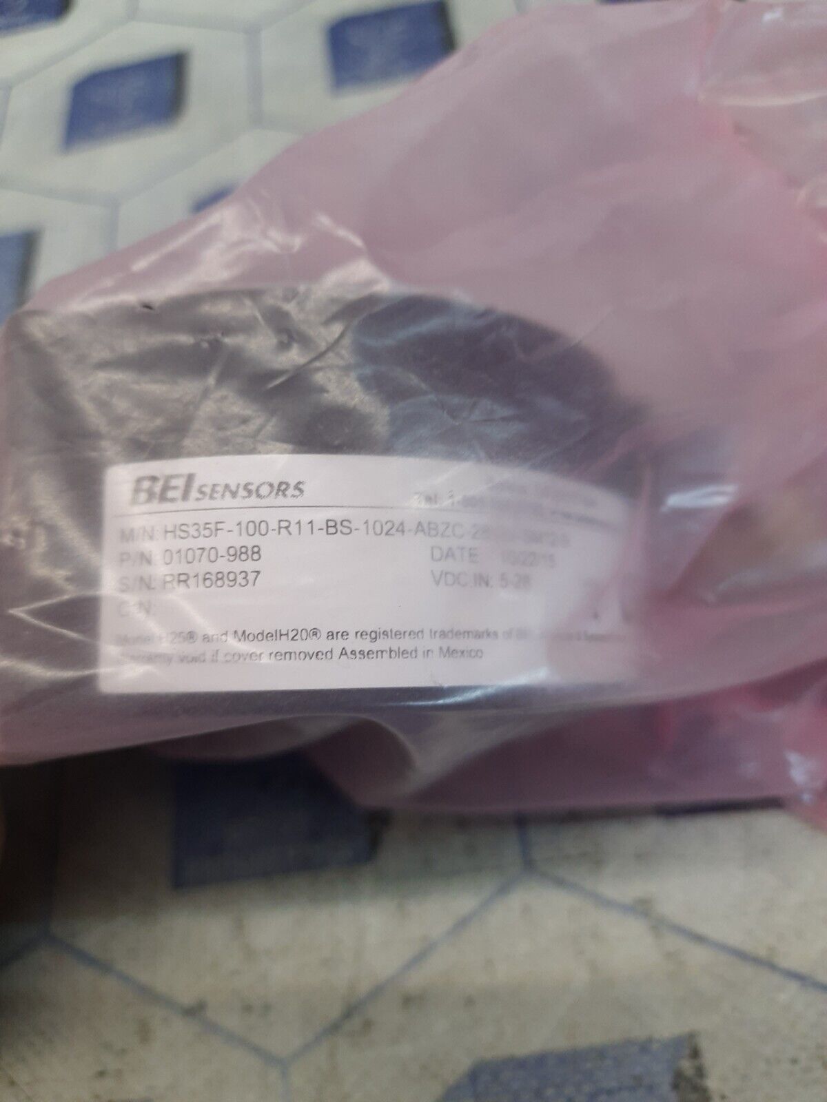 BEI SENSORS 01070-988 HS35F-100-RU-BS-1024-ABZC-28V/V-SM12
