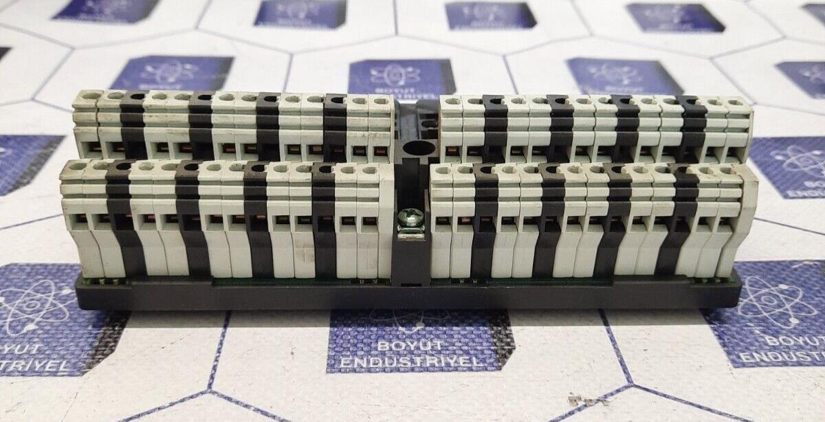 GE FANUC IC670CHS002E I/O BASE 2 TIER BOX TERMINAL
