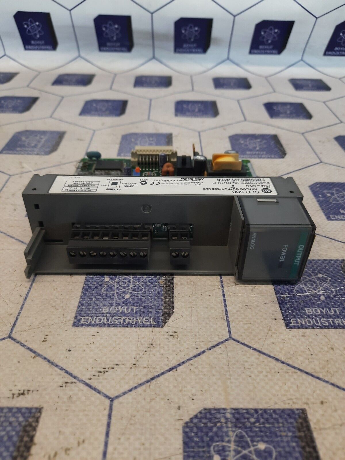 ALLEN BRADLEY  1746-NO4I SER.A  POWER SUPPLY