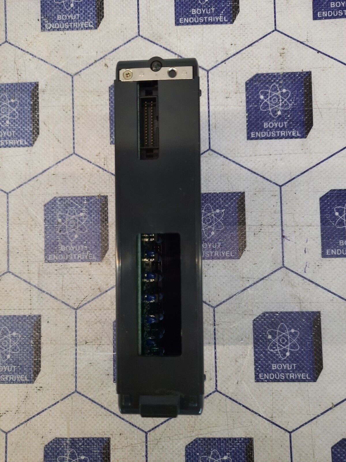 AUTOMATION DIRECT D4-08NE3S RELAY OUTPUT MODULE
