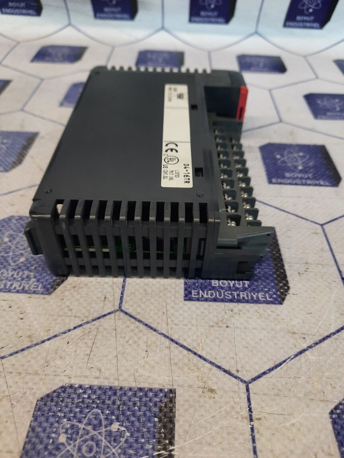 AUTOMATION DIRECT D4-16TR RELAY OUTPUT MODULE