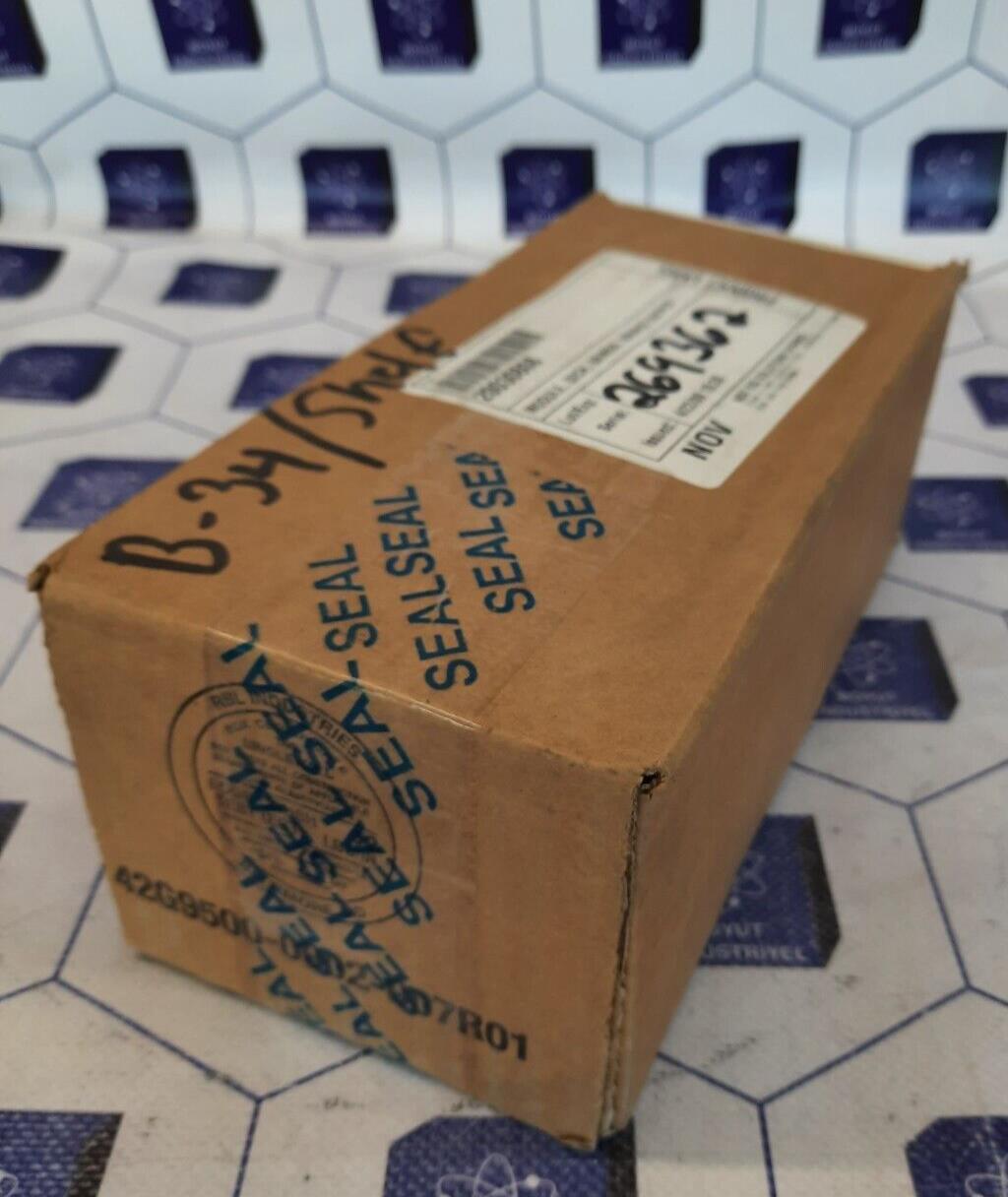 GE FANUC IC660BBD024W GENIUS 32PT SOURCE BLOCK