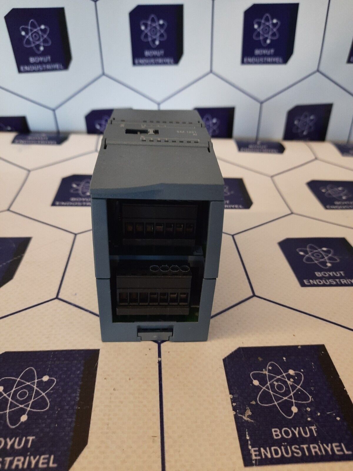 SIEMENS SIMATIC S7-1200 6ES7 231-4HF32-0XB0