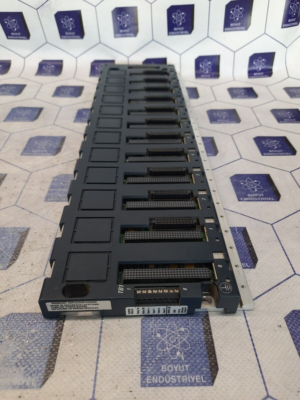 GE FANUC IC695CHS012-BA 12- SLOT BACKPLANE