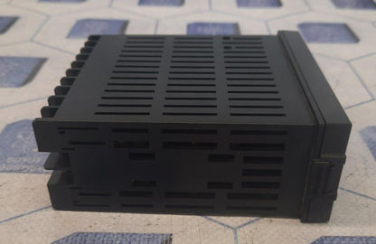 OMRON E5EK-PRR2-500 DIGITAL CONTROLLER