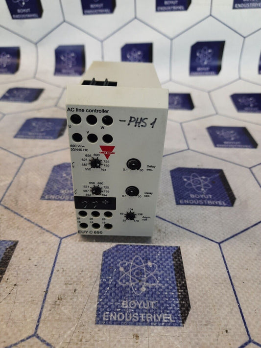 CARLO GAVAZZI EUY C 690 Voltage Controls