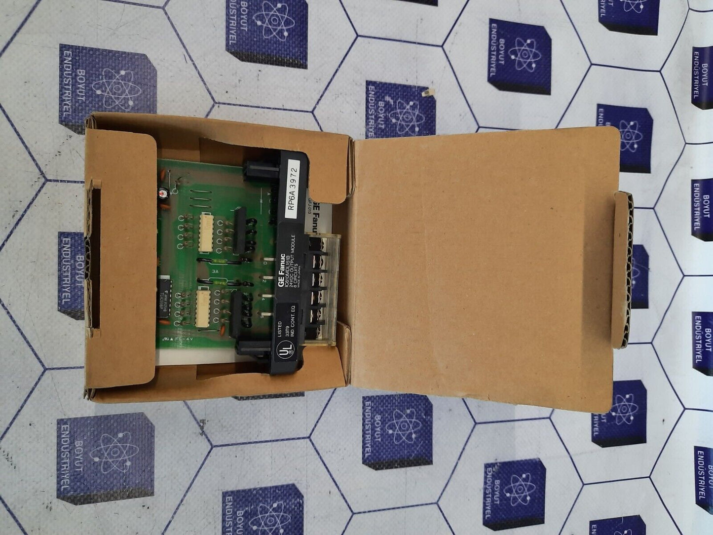 GE FANUC IC610MDL151B PROGRAMMABLE CONTROLLER 24 VDC OUTPUT MDL/8