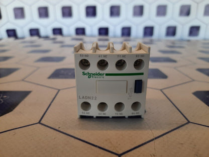 Schneider Electric LADN22 auxiliary contact block