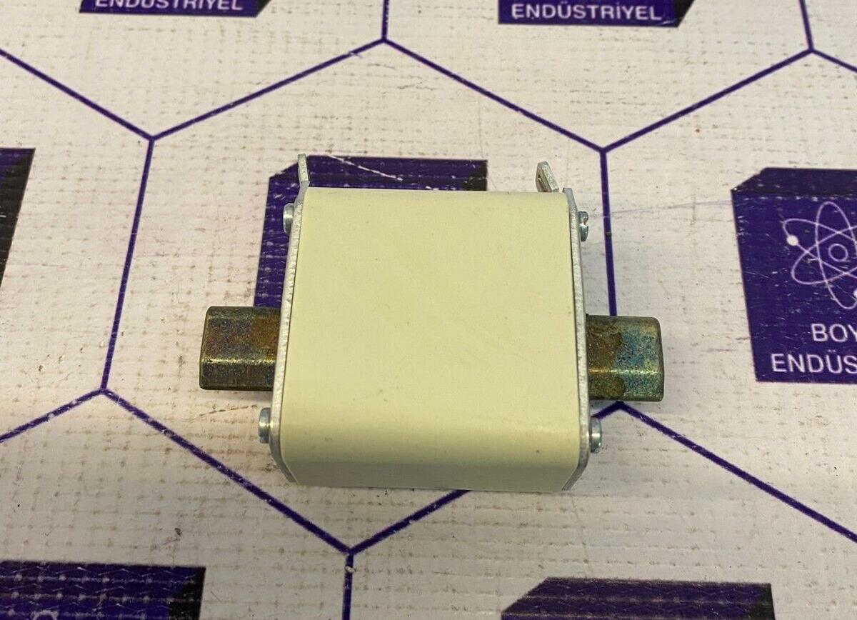 Siemens 3NA3 820-6 Conductor Fuse