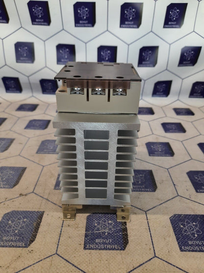 OMRON G3PE-545B-2N Solid State Contactor DC12-24v