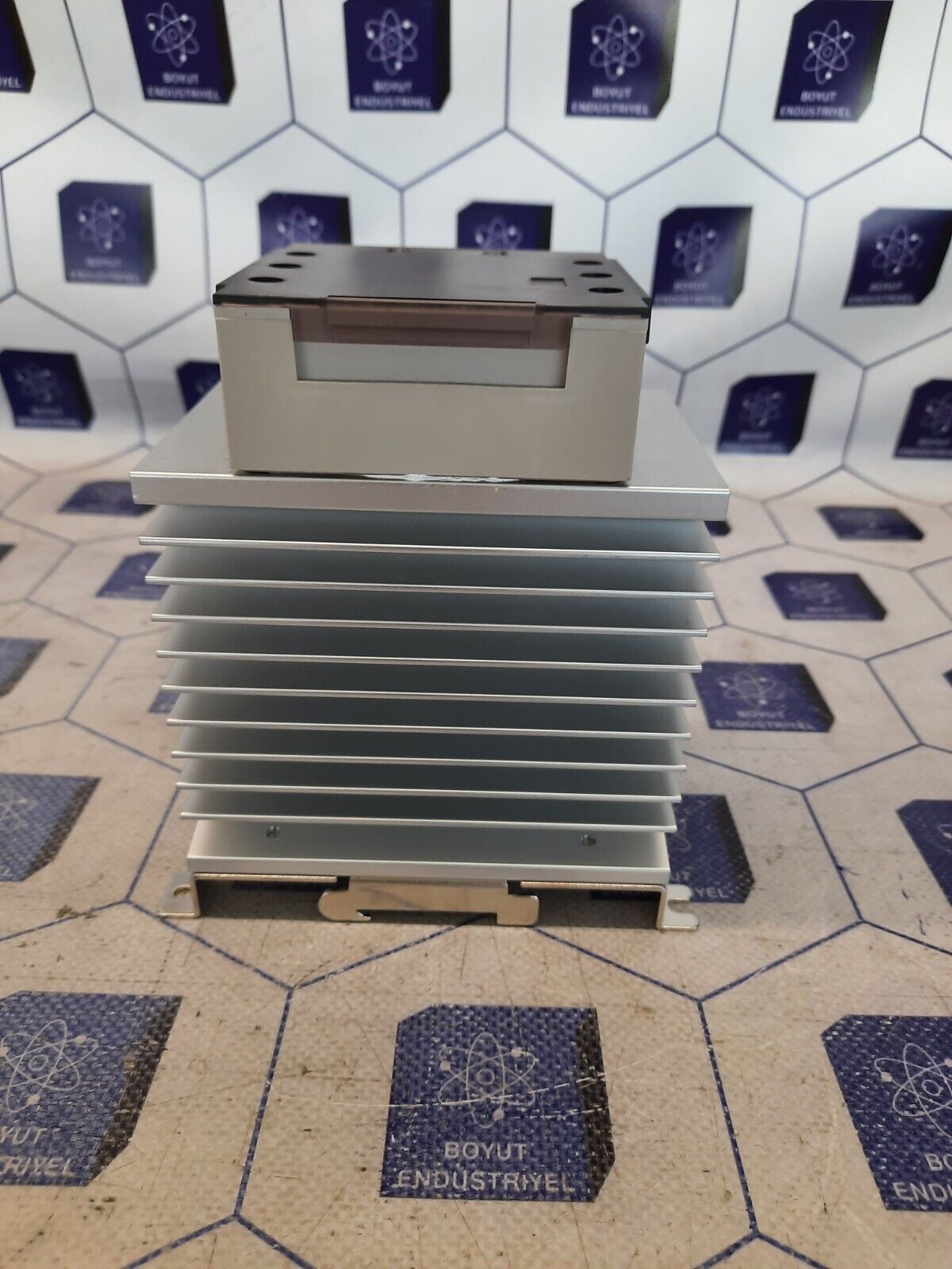 OMRON G3PE-545B-2N Solid State Contactor DC12-24v