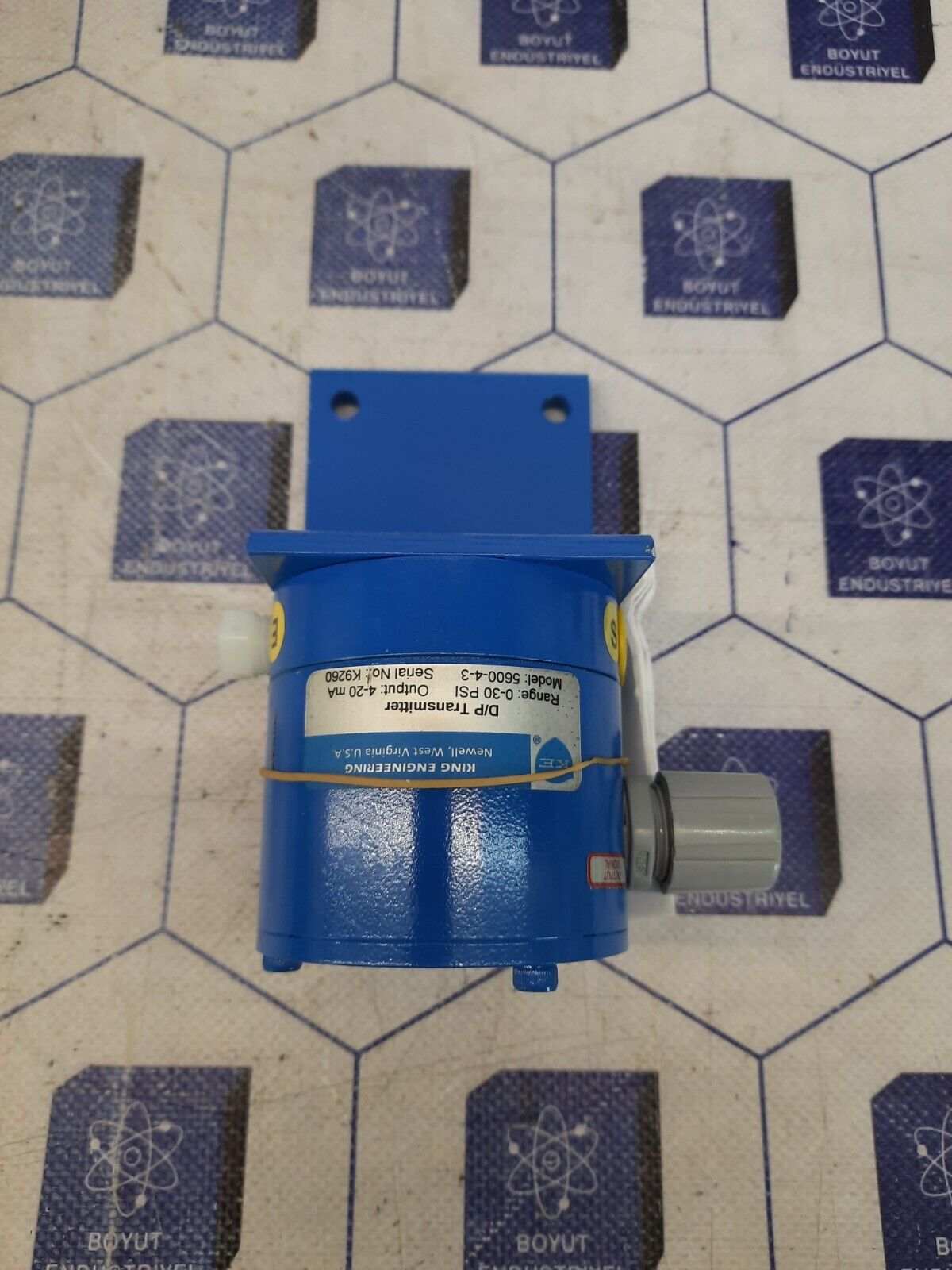 KING-DP TRANSMITTER 0-30 PSI-5600-4-3