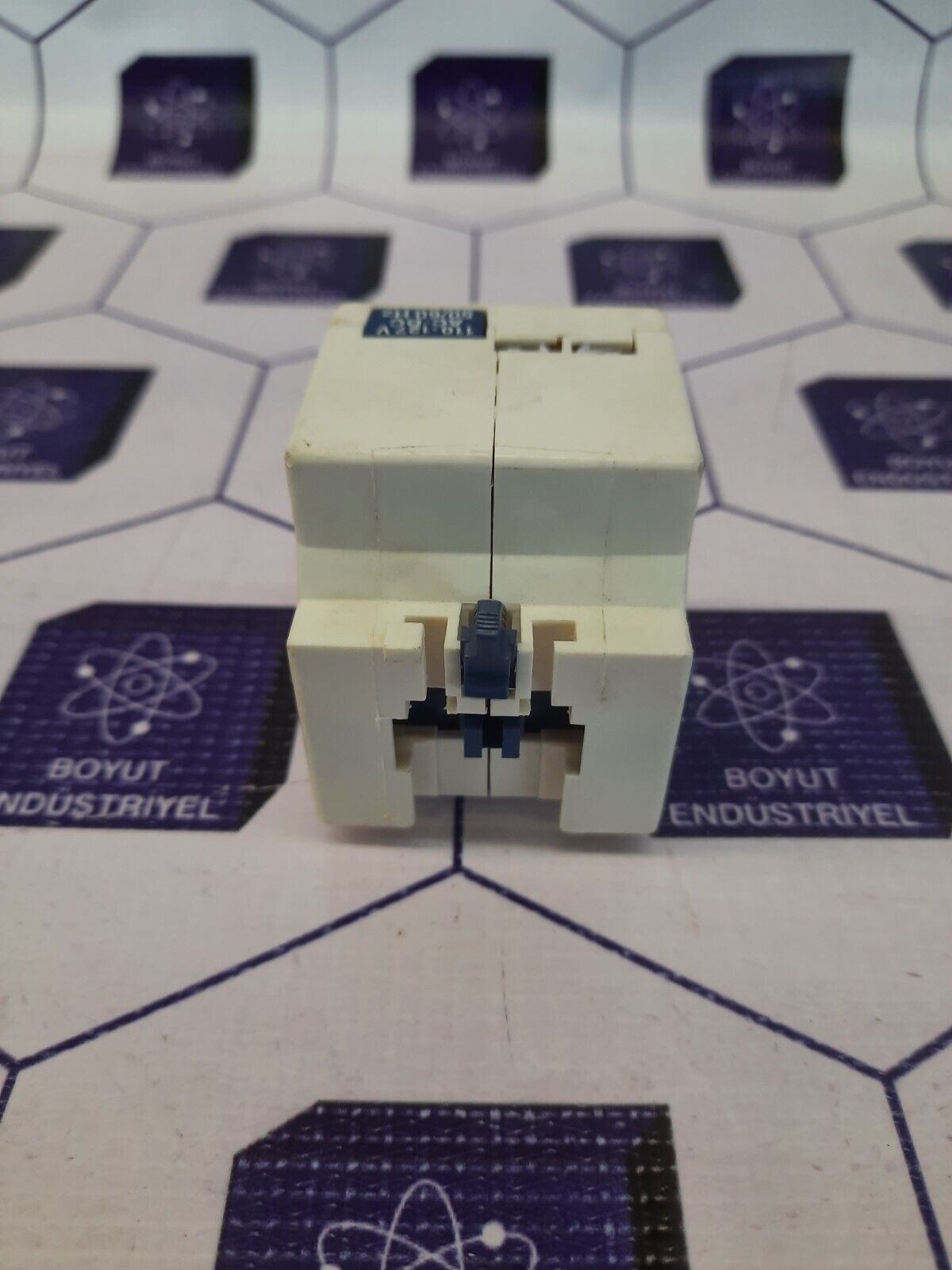 SCHNEIDER ELECTRIC LA6DK10 MECHANICAL LATCH BLOCK