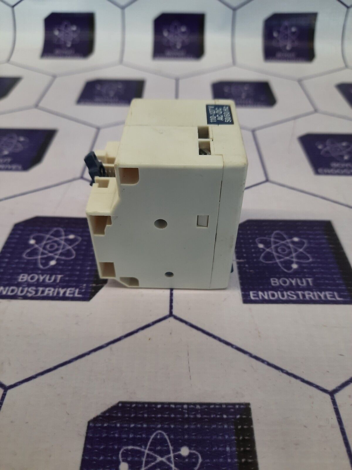 SCHNEIDER ELECTRIC LA6DK10 MECHANICAL LATCH BLOCK