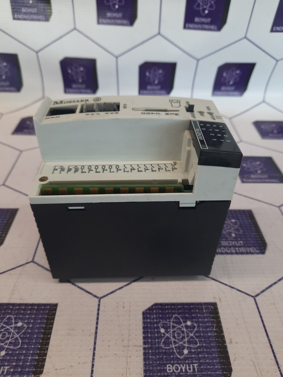 MOELLER XC-CPU101-FC128K-8DI-6DO MODUL