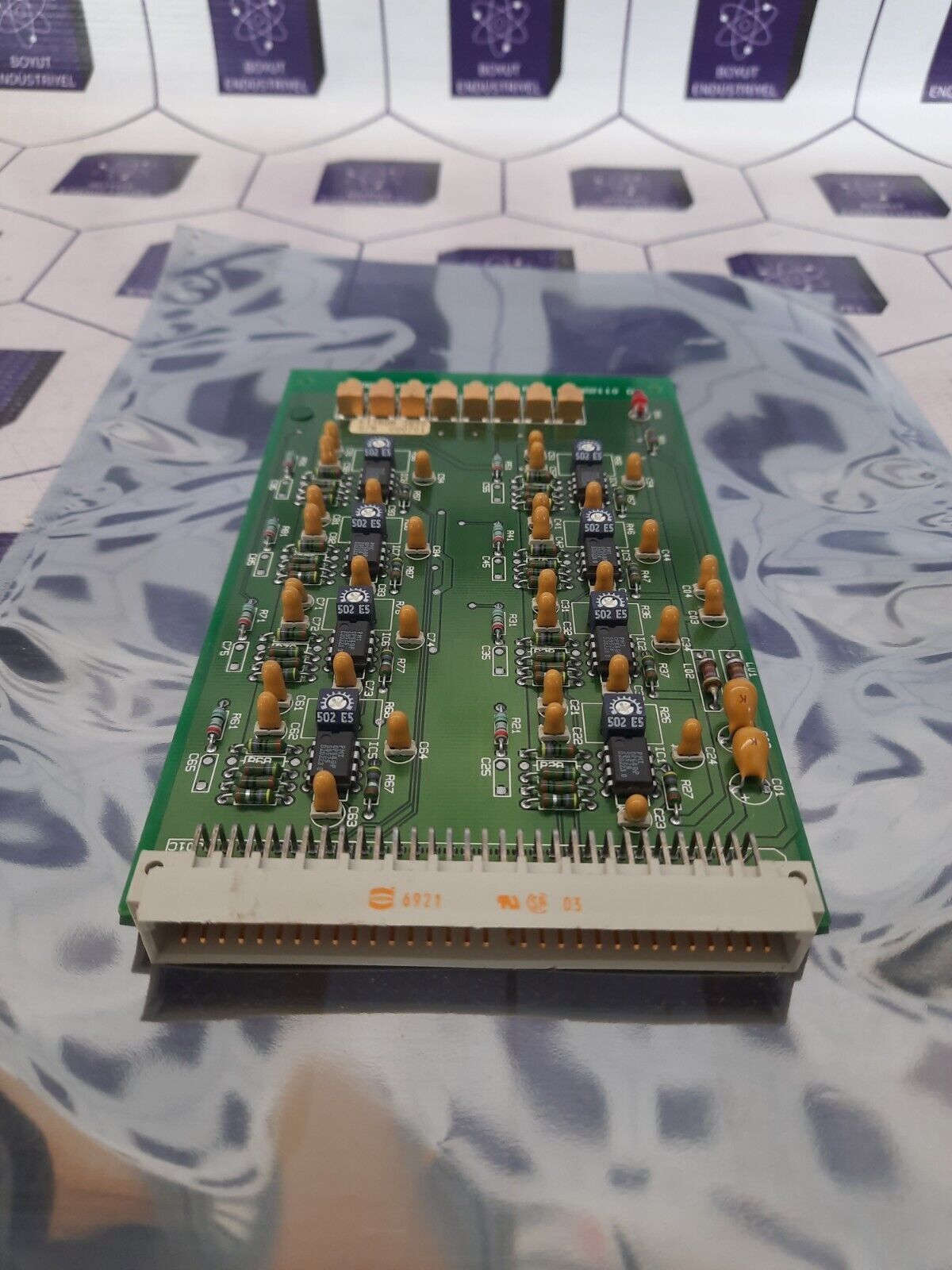 ARTWORK 22110 D / 13229-0391-P3 VIDEO AMPLIFIER CARD