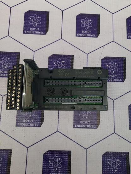 GE FANUC IC200CHS022J COMPACT I/O CARRIER