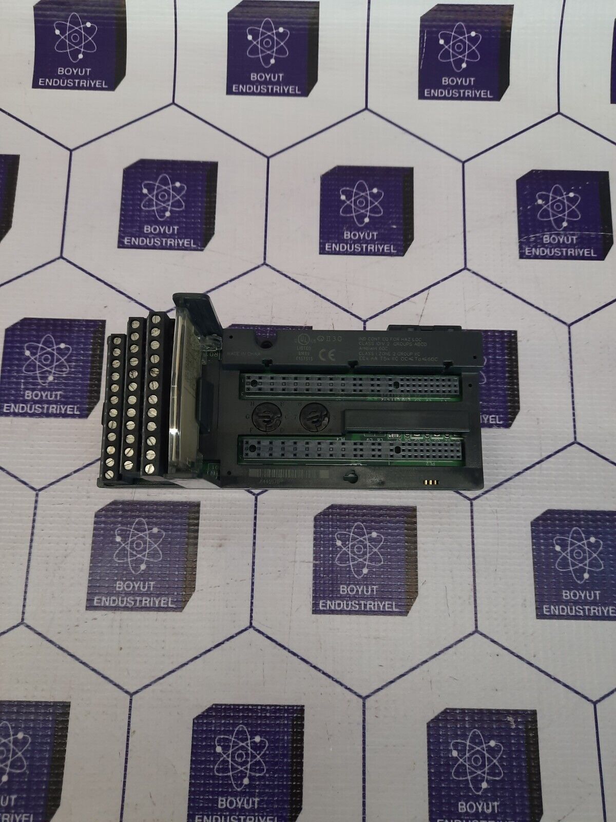 GE FANUC IC200CHS022G COMPACT I/O CARRIER BOX STYLE