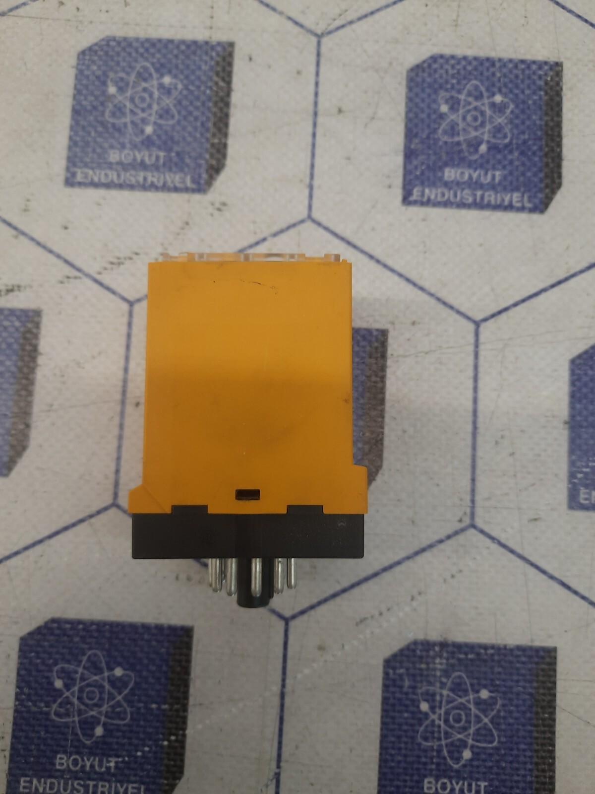 Selectron MFT SU22P Time relay