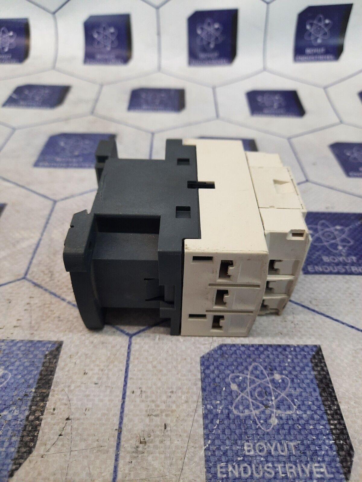 Schneider Electric C8201-5-1 Contactor