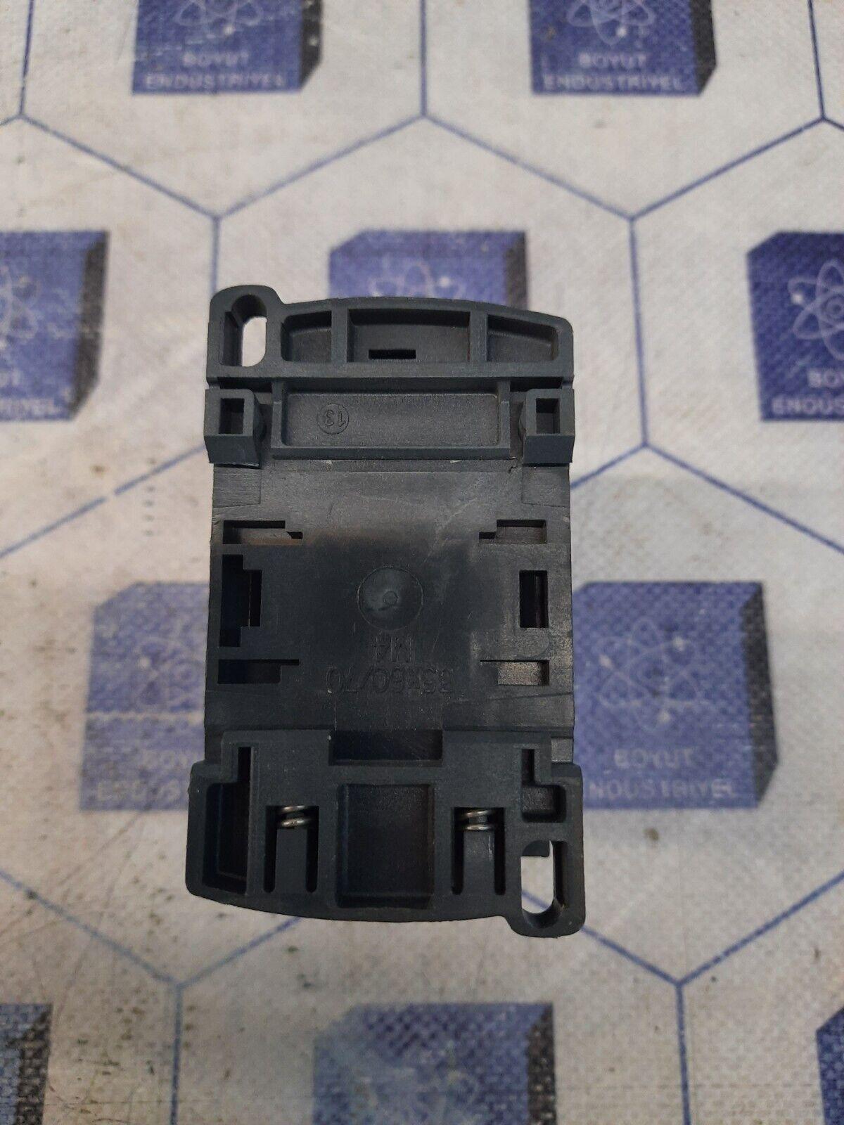 Schneider Electric C8201-5-1 Contactor
