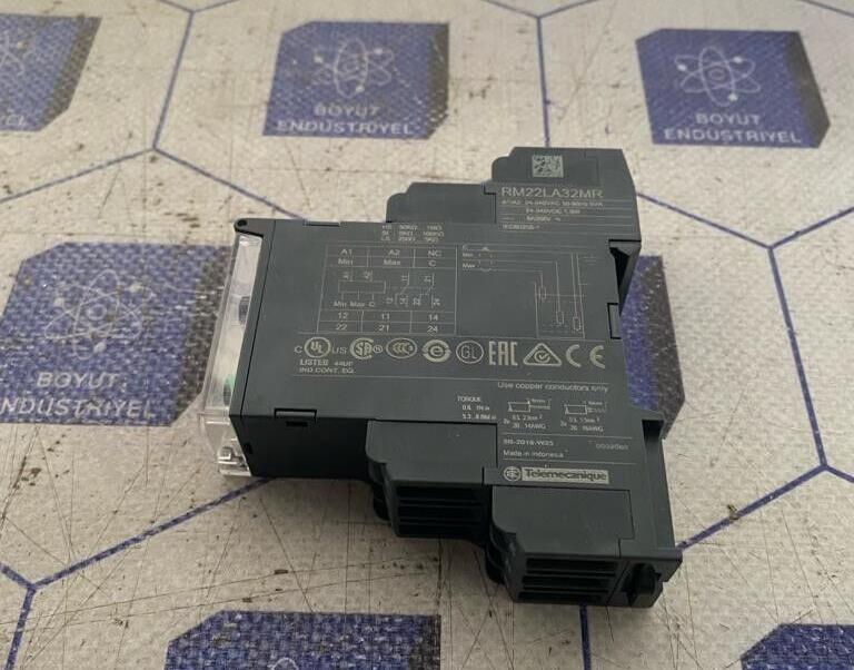 SCHNEIDER ELECTRIC RM22LA32MR Level Control Relay