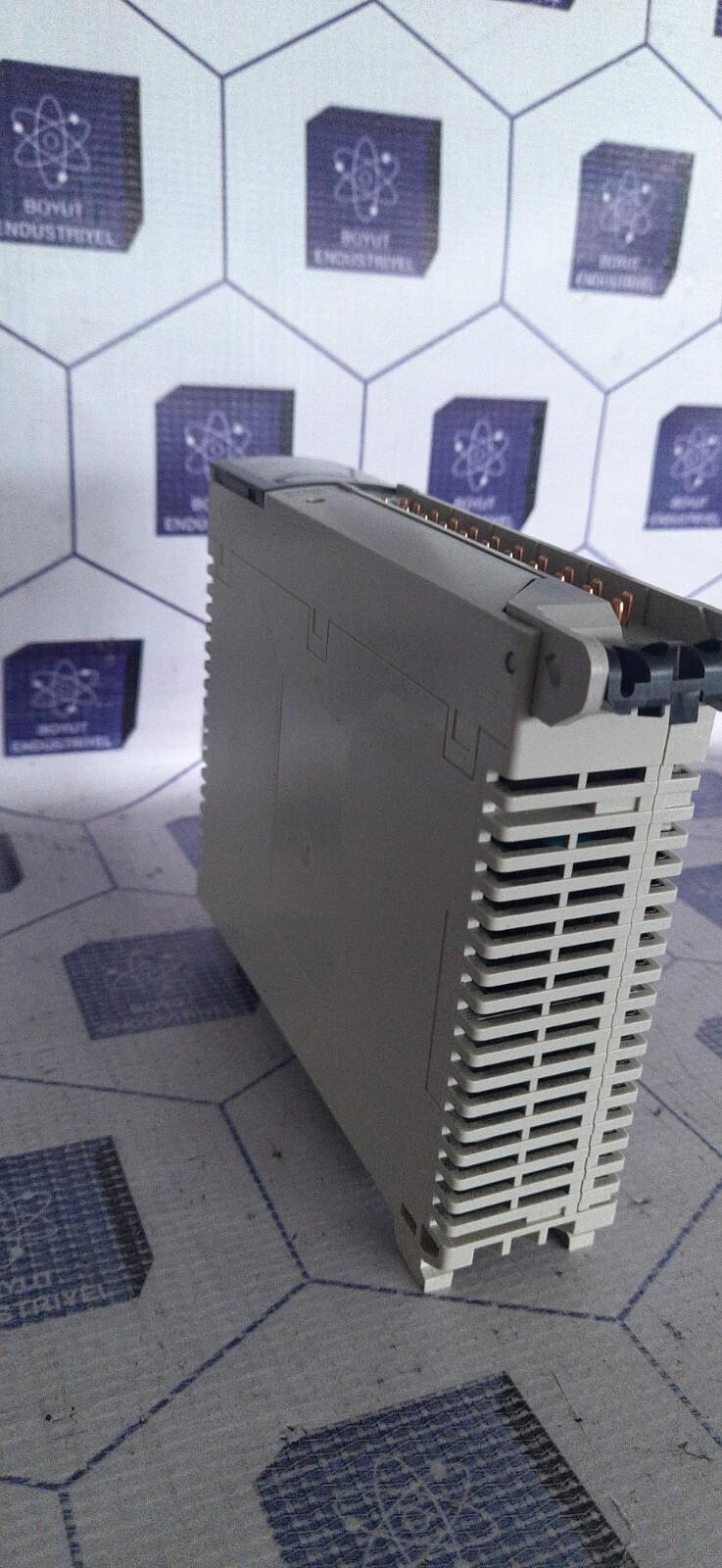Schneider TSXDEY16D2 tsxdey16d2 Module