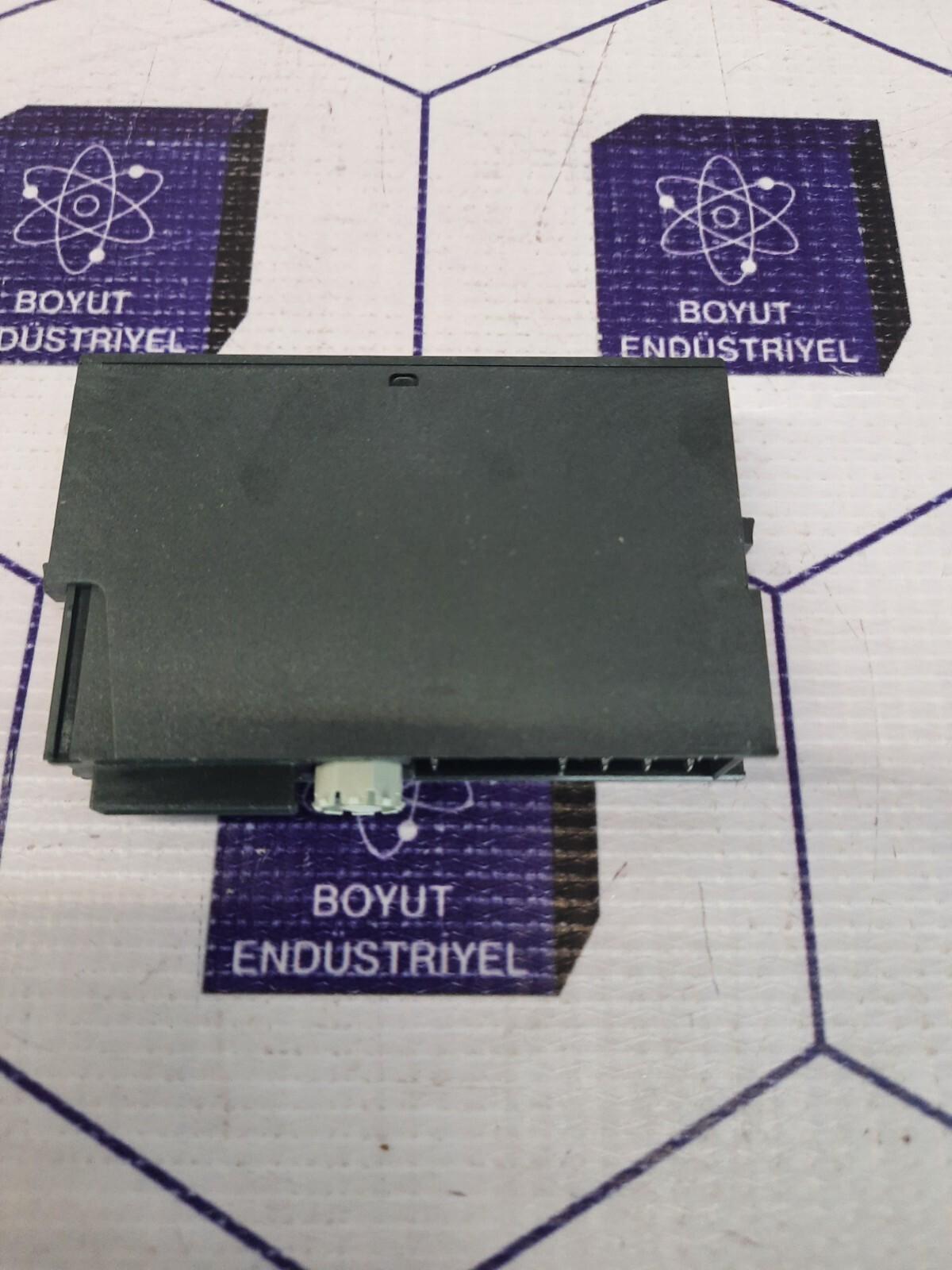 SIEMENS 6ES7 131-4BD01-0AA0 SIMATIC S7