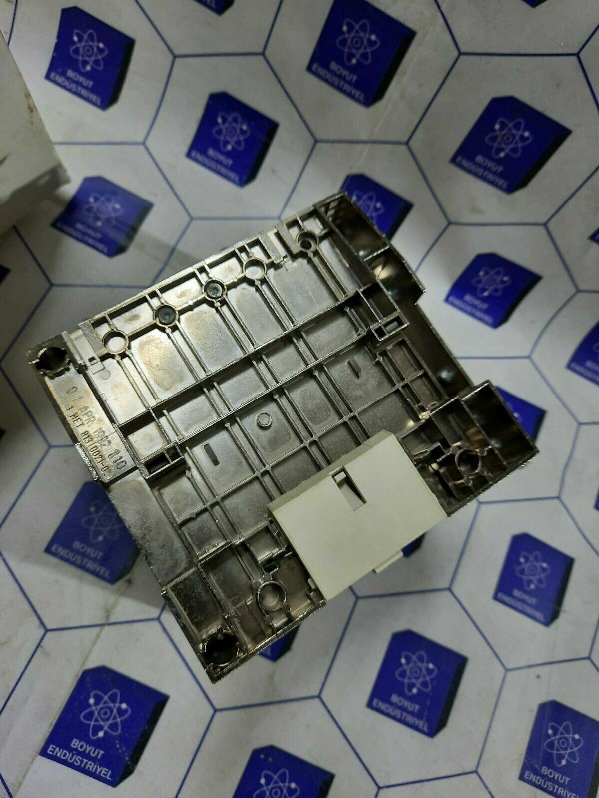 Siemens Simatic 6es5 095-8mb01 6es5095-8mb01 cpu