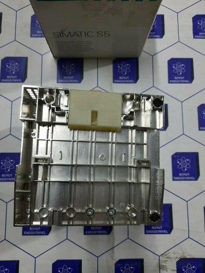 Siemens Simatic 6es5 095-8mb03 6es5095-8mb03 cpu