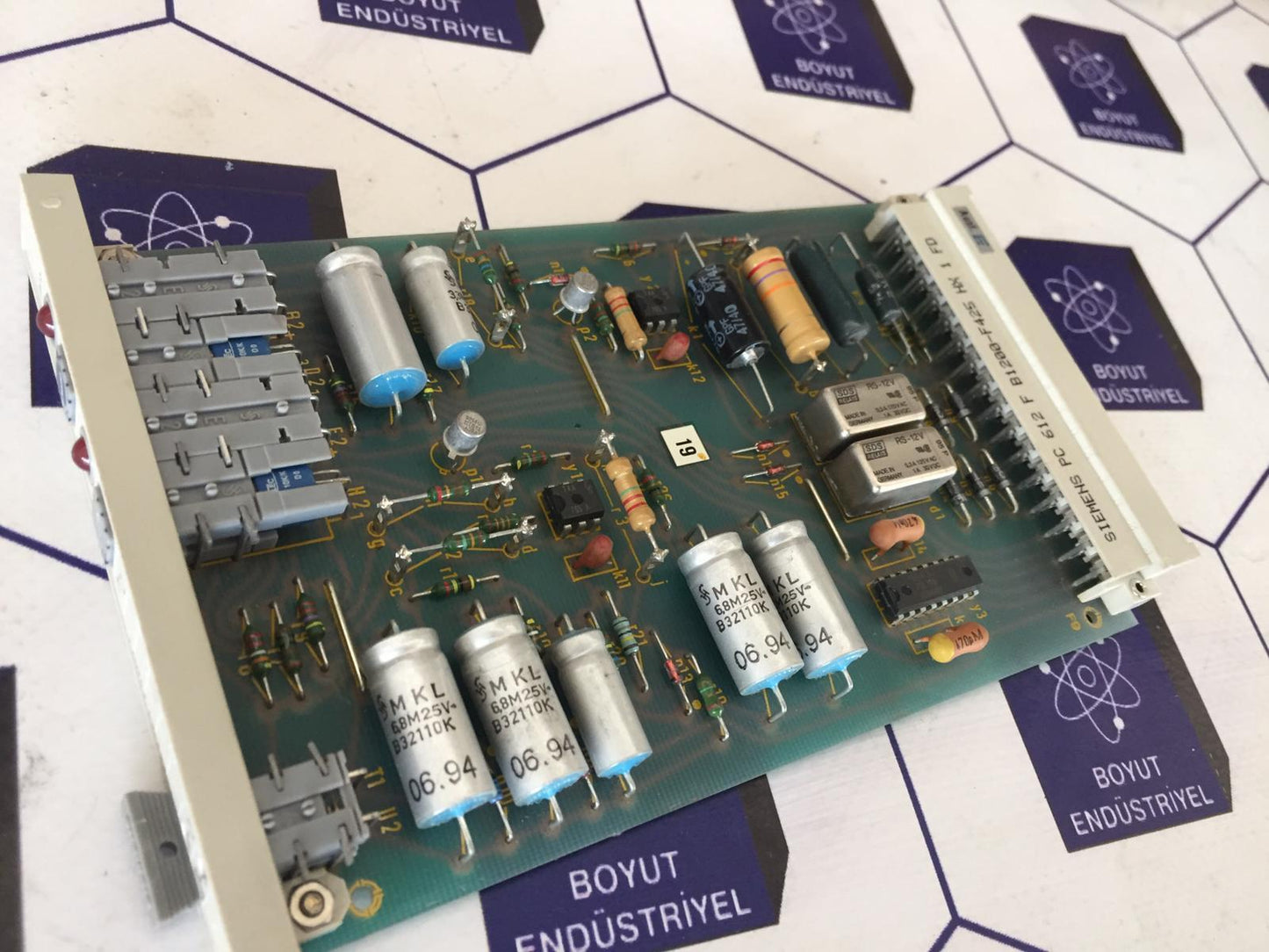 Siemens PC 612 FB-1200-F425 E53151-A1407-L1 PC612 Free Express Shipping