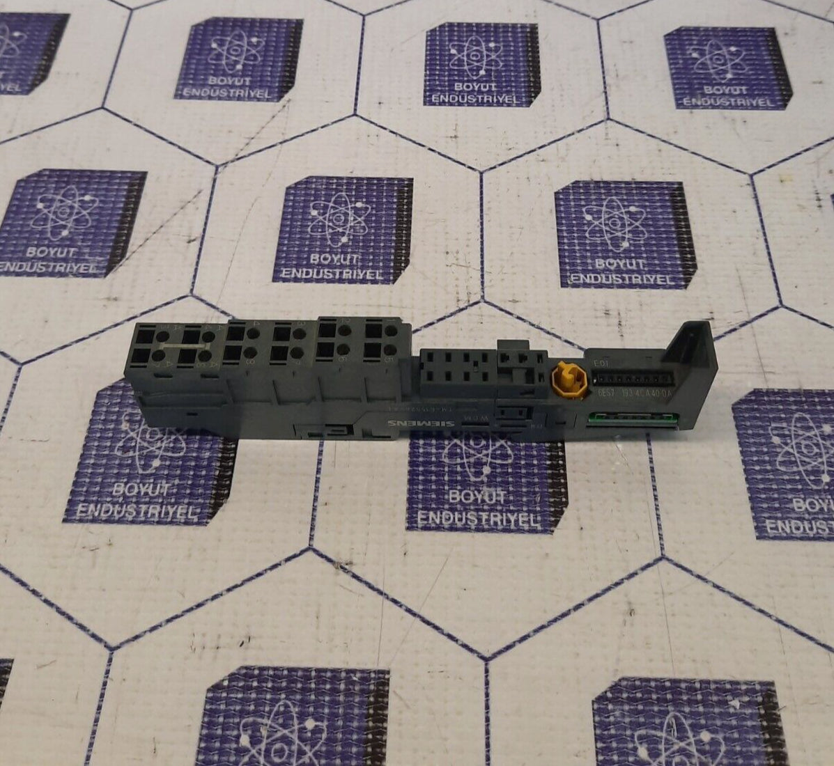 SIEMENS 6ES7 193-4CA40-0AA0 Lots of 11 pieces free shipping