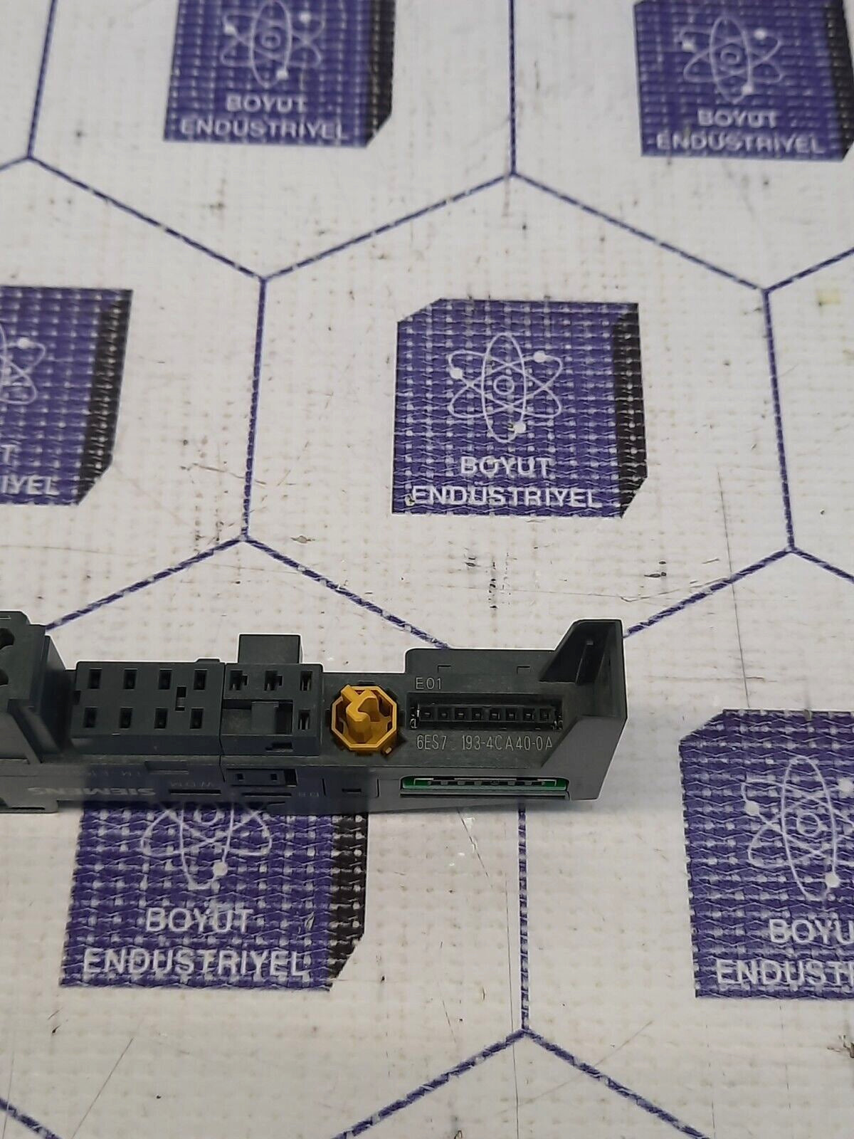 SIEMENS 6ES7 193-4CA40-0AA0 Lots of 11 pieces free shipping