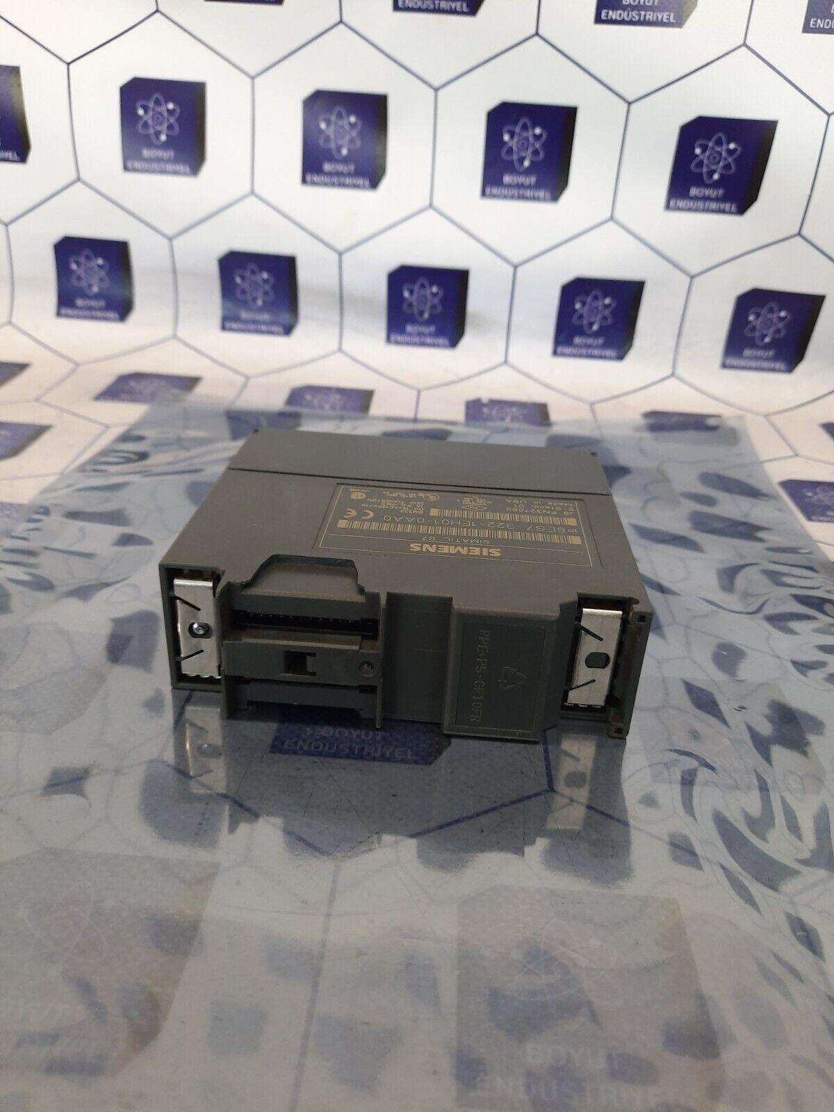 SIEMENS sSIMATIC S7 6ES7-321-1EH01-0AA0 INPUT MODULE