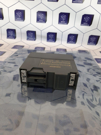 SIEMENS sSIMATIC S7 6ES7-321-1EH01-0AA0 INPUT MODULE