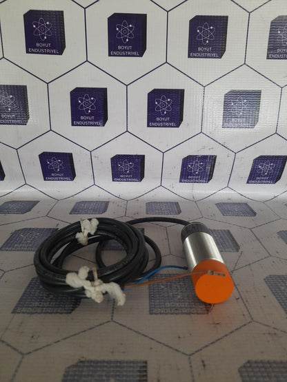 IFM EFECTOR II0012 IIA2015-ABOA Inductive Proximity Switches