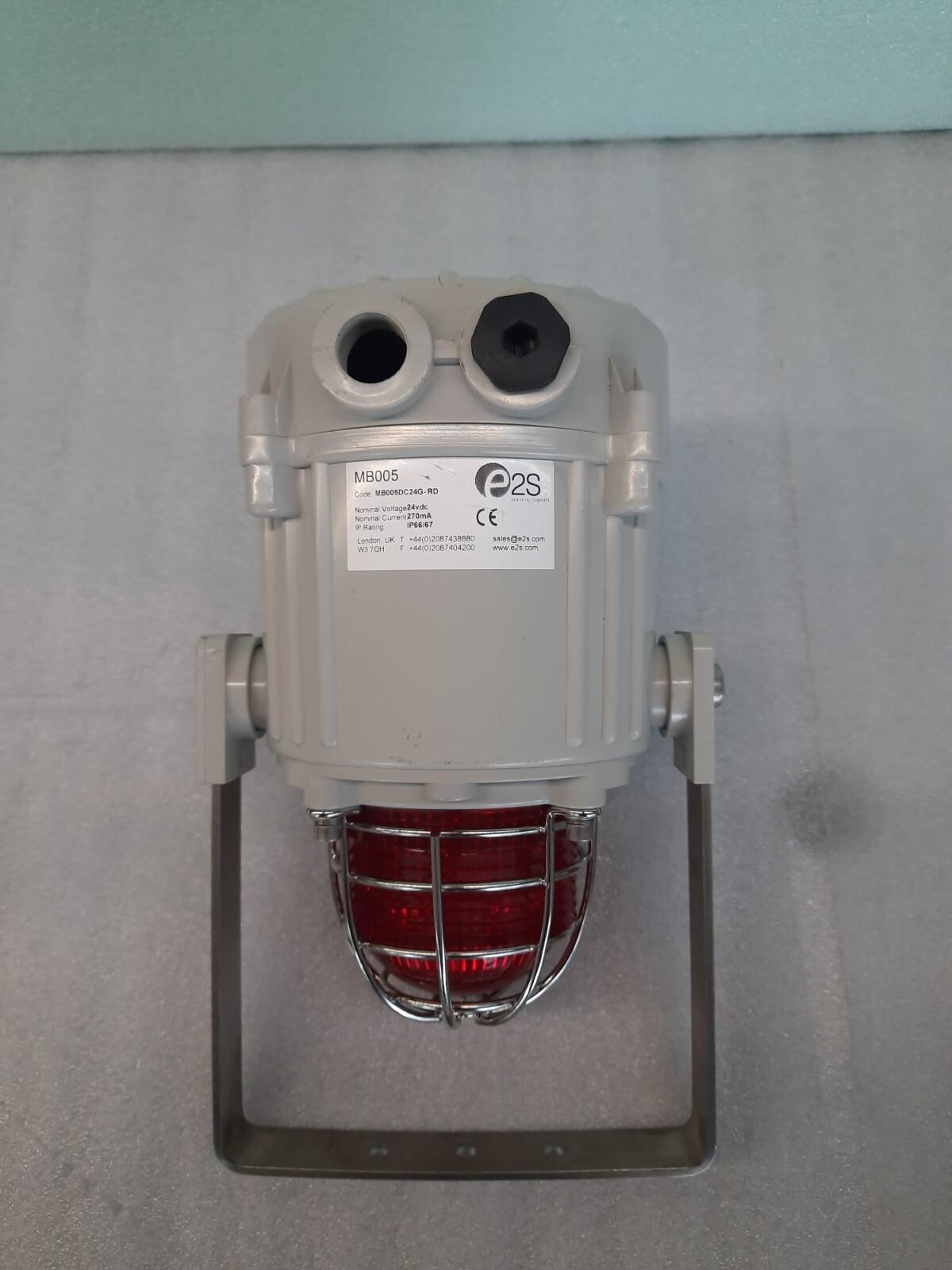 E2S MB005 Lighthouse MB005DC24G-RD Lamb Fast Shipping