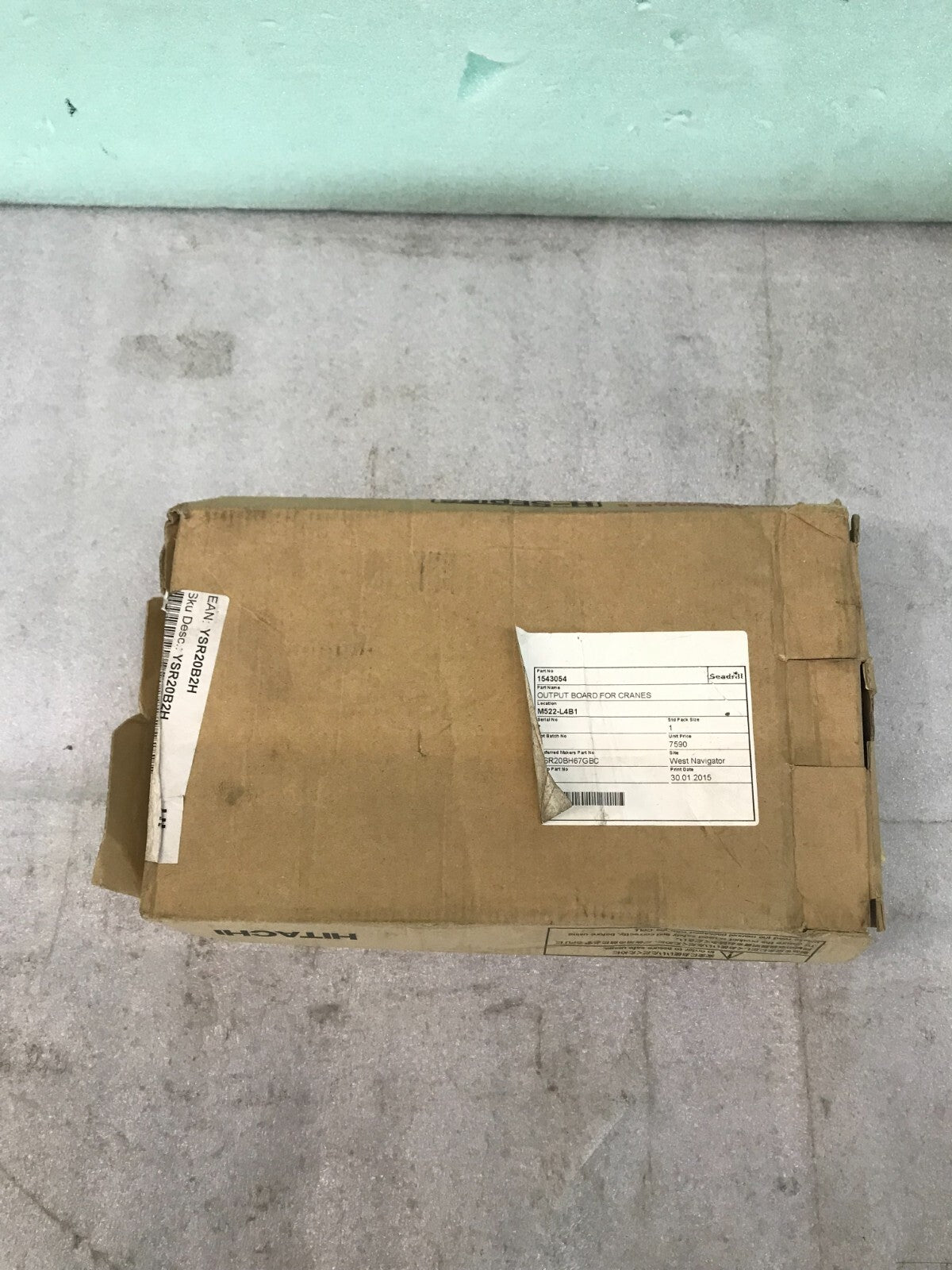 HITACHI H-SERIES OUTPUT MODULE YSR20B2H 41FCD 32PTS. AC OUT AC10-240V 1.7A