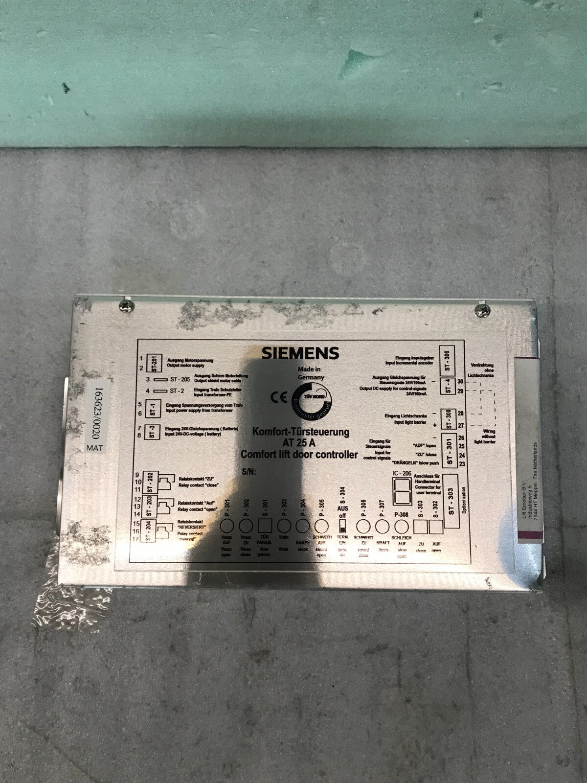 SIEMENS Comfort lift door controller AT 25 A 162790/2