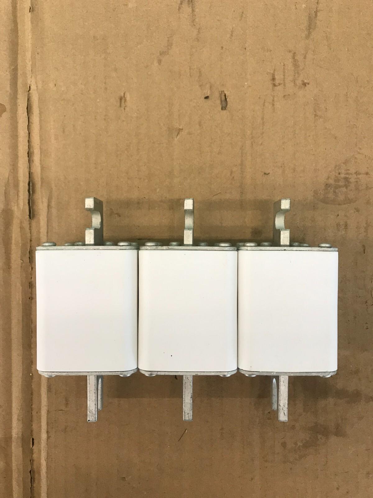 Bussmann 170M5146 10028191 630A 1000-1250V fusibile 3 pezzi