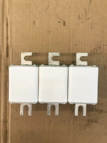 Bussmann 170M5146 10028191 630A 1000-1250V fusible 3 piezas