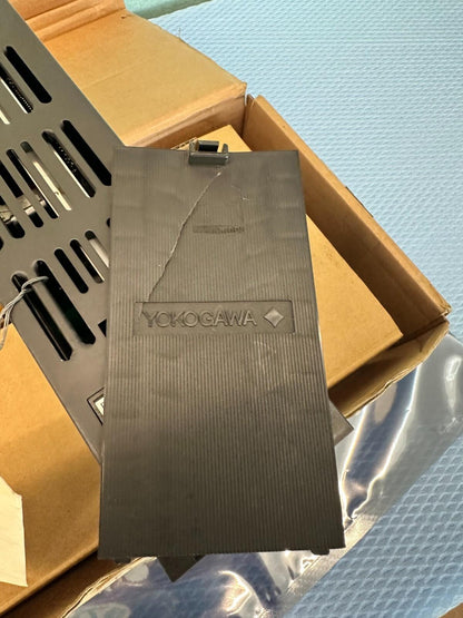 Controller programmabile Yokogawa YS170 S4 011 YS170011