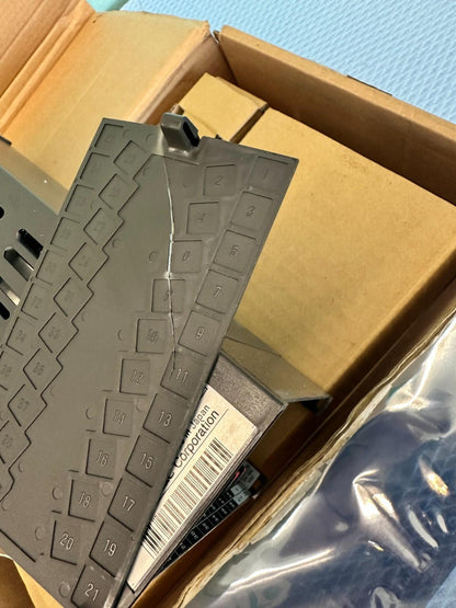 Yokogawa YS170 S4 011 YS170011 Programmable Controller