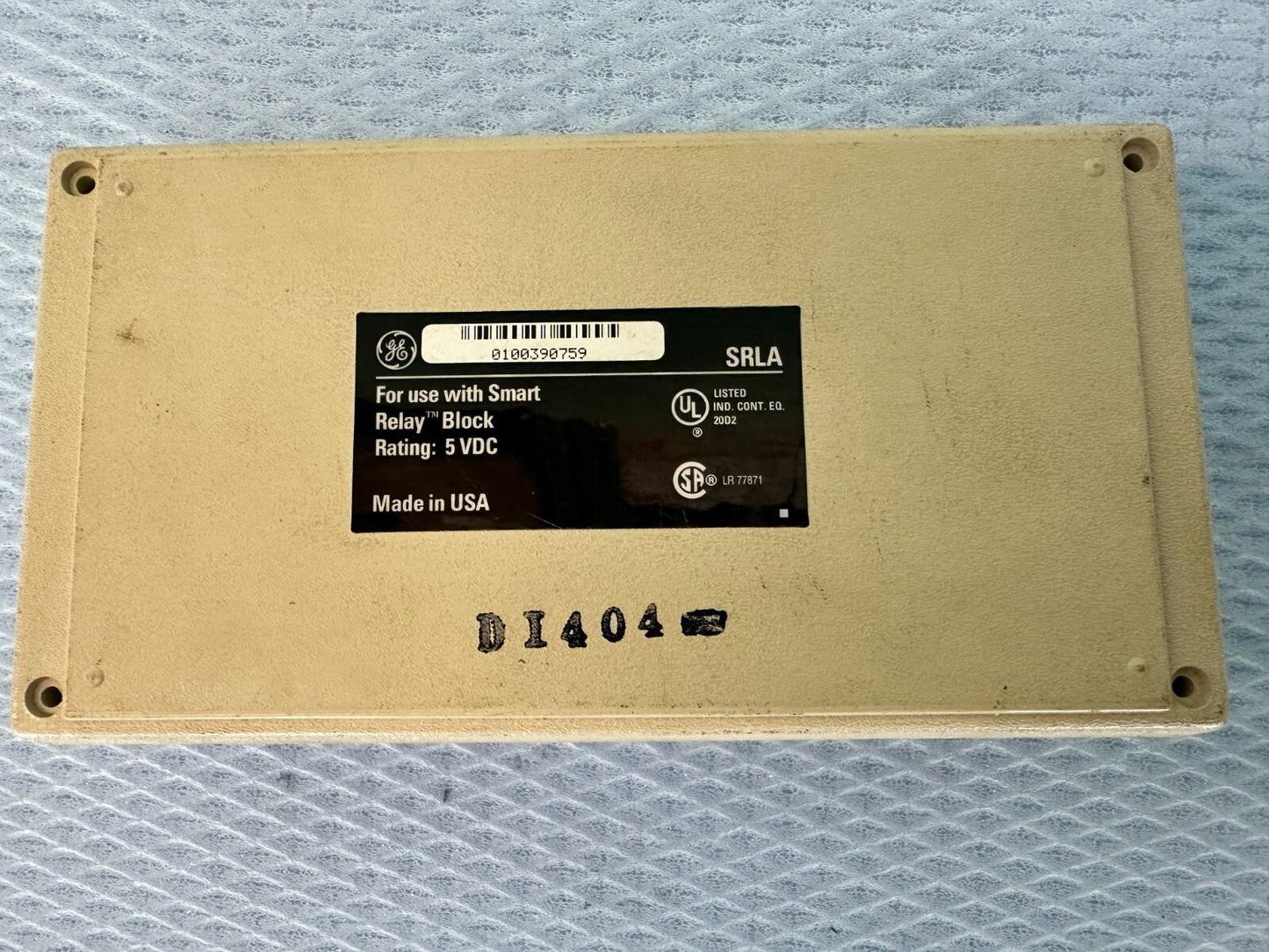 GENERAL ELECTRIC SRBA120A10A SMART RELAY BLOCK 120V 50/60HZ WITH USED LOADER