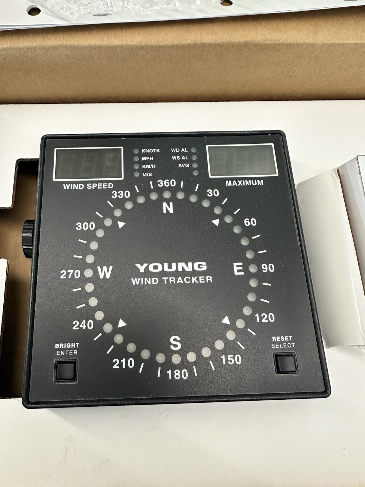 R.M. YOUNG COMPANY 06201 WIND TRACKER
